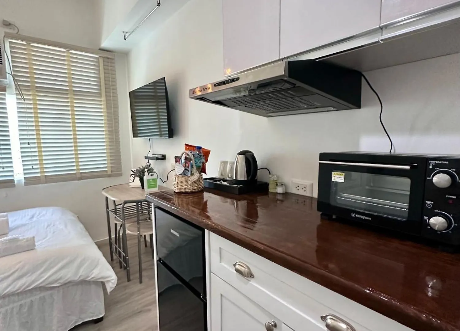 アパートホテル Studio One Condominium, Alabang - Bluu - Fiber Wi-Fi, Netflix-Ready モンテンルパ フィリピン